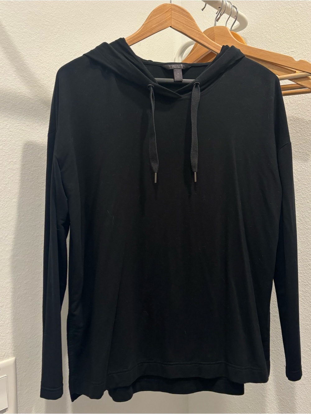 Women's Black Hooded Sweater - Classic Lightweight Pullover